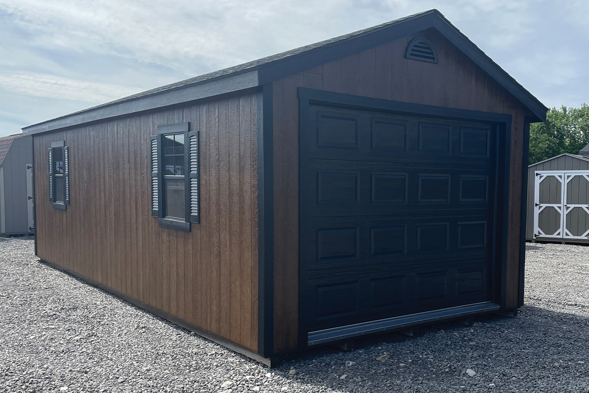 Garage: Left-Front View